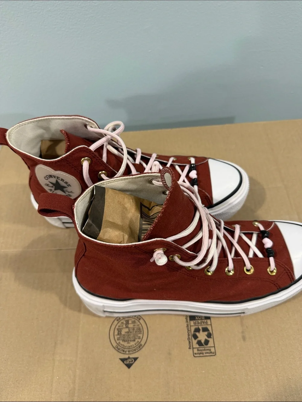 Converse unisex valentines